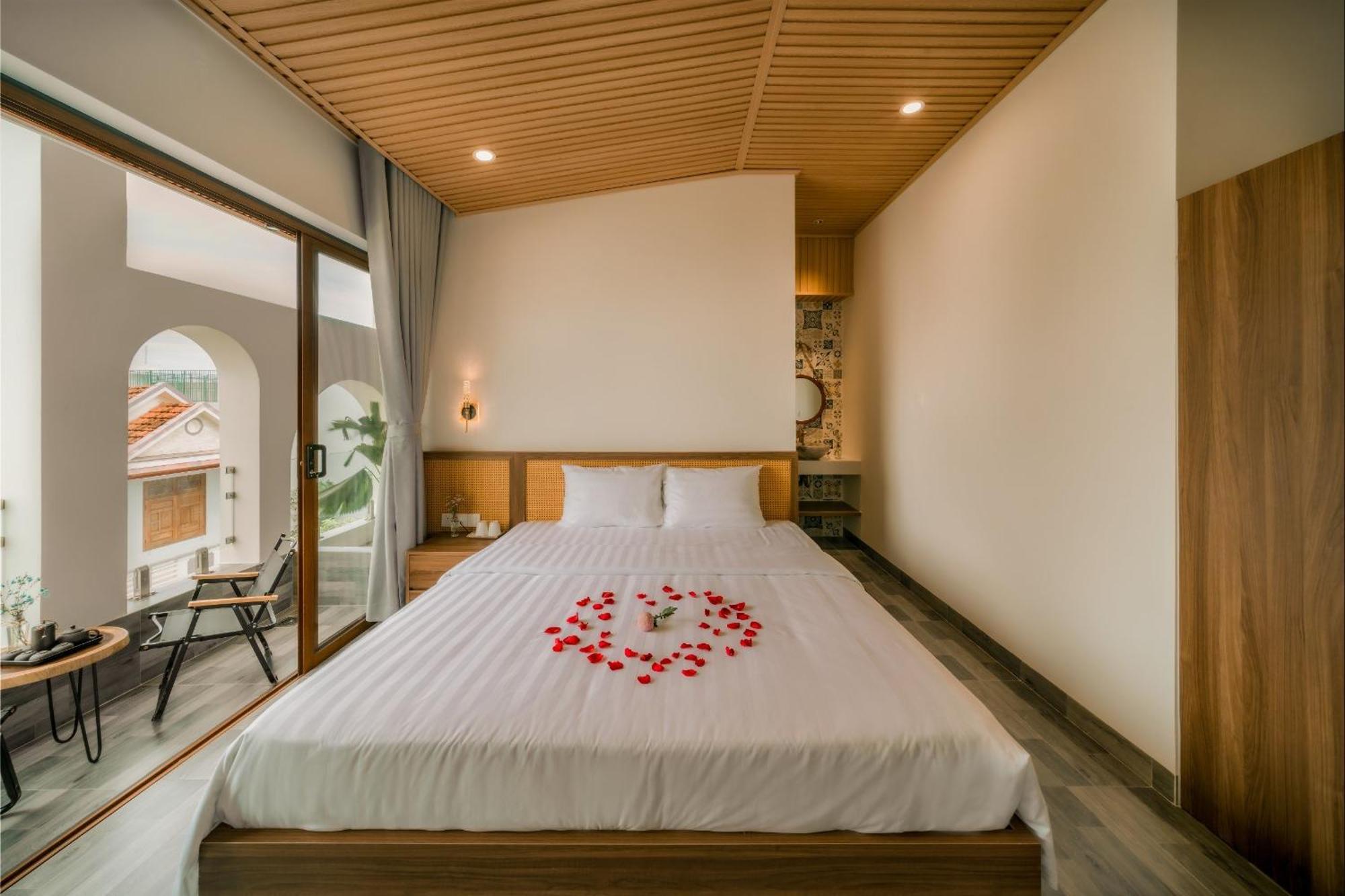 De V'Charm Hotel Dong Tac Экстерьер фото