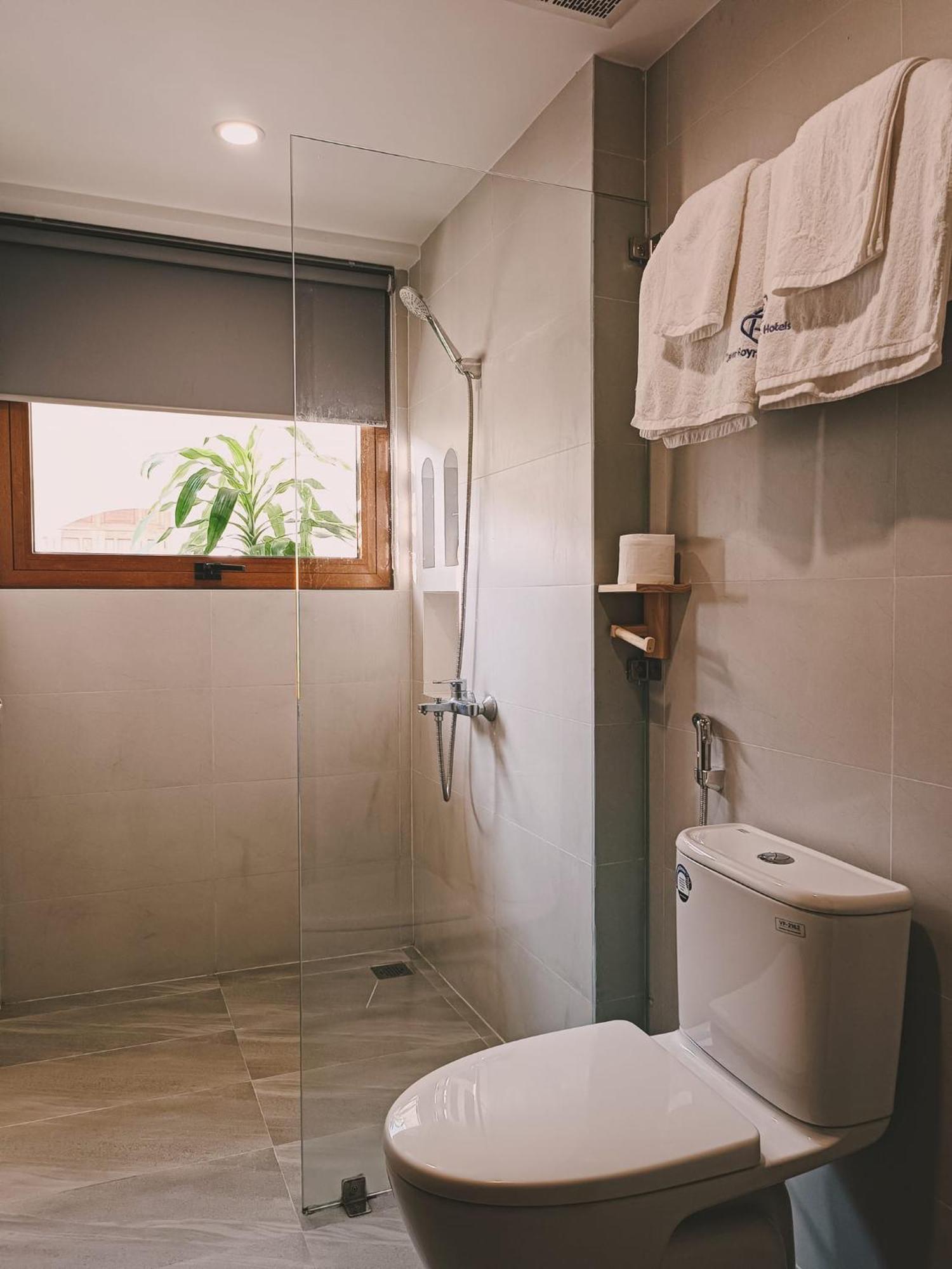 De V'Charm Hotel Dong Tac Экстерьер фото