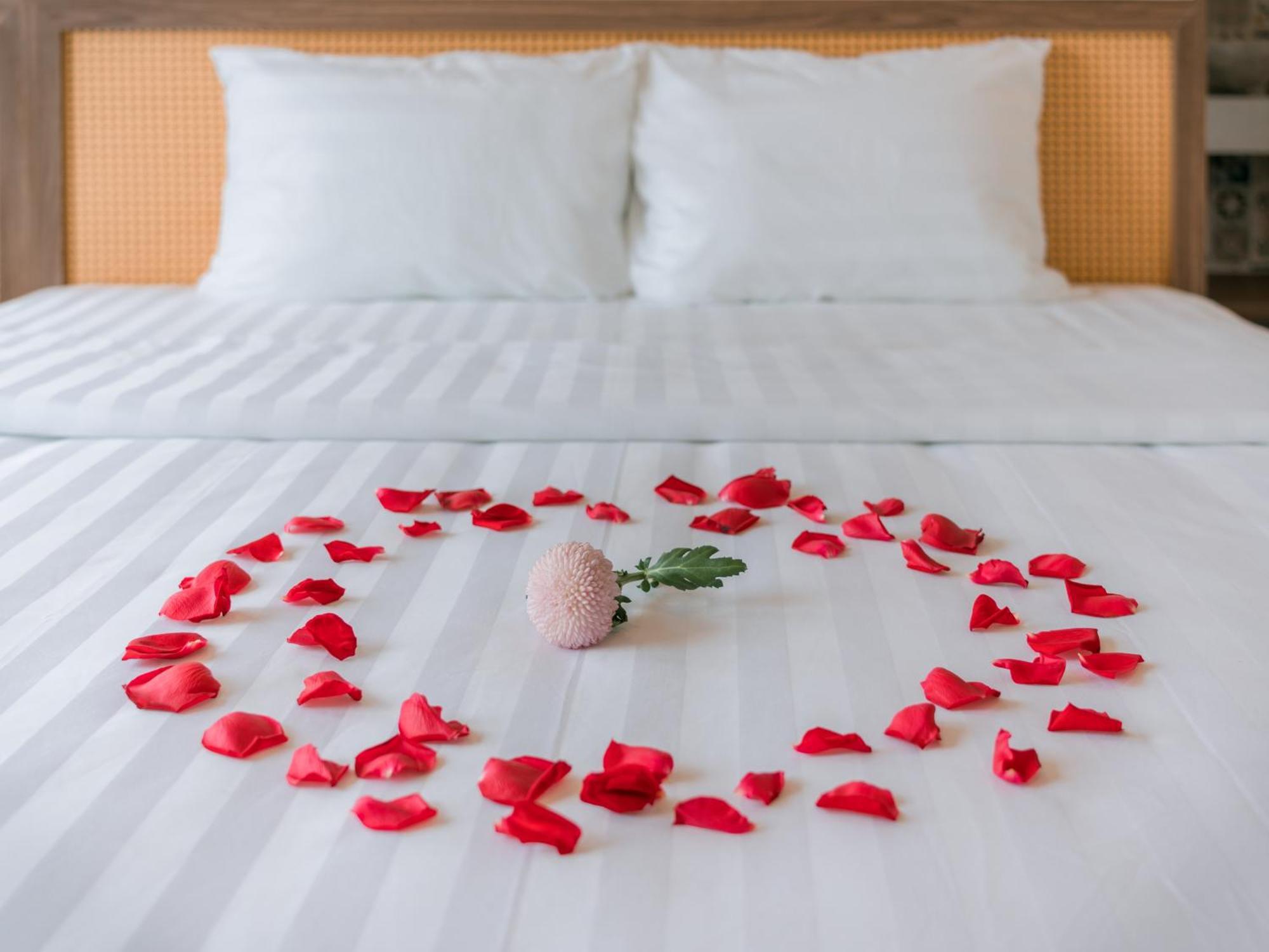 De V'Charm Hotel Dong Tac Экстерьер фото